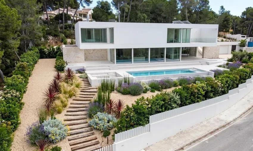 VILLA DE DISEÑO DE OBRA NUEVA EN CALA VINYAS - foto 3