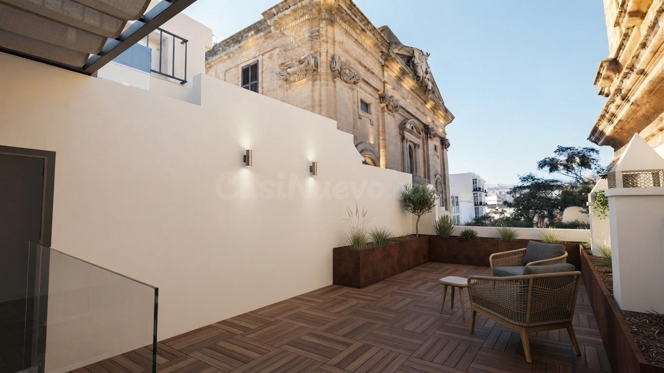 Casa emblematica junto al Arquillo del Reloj