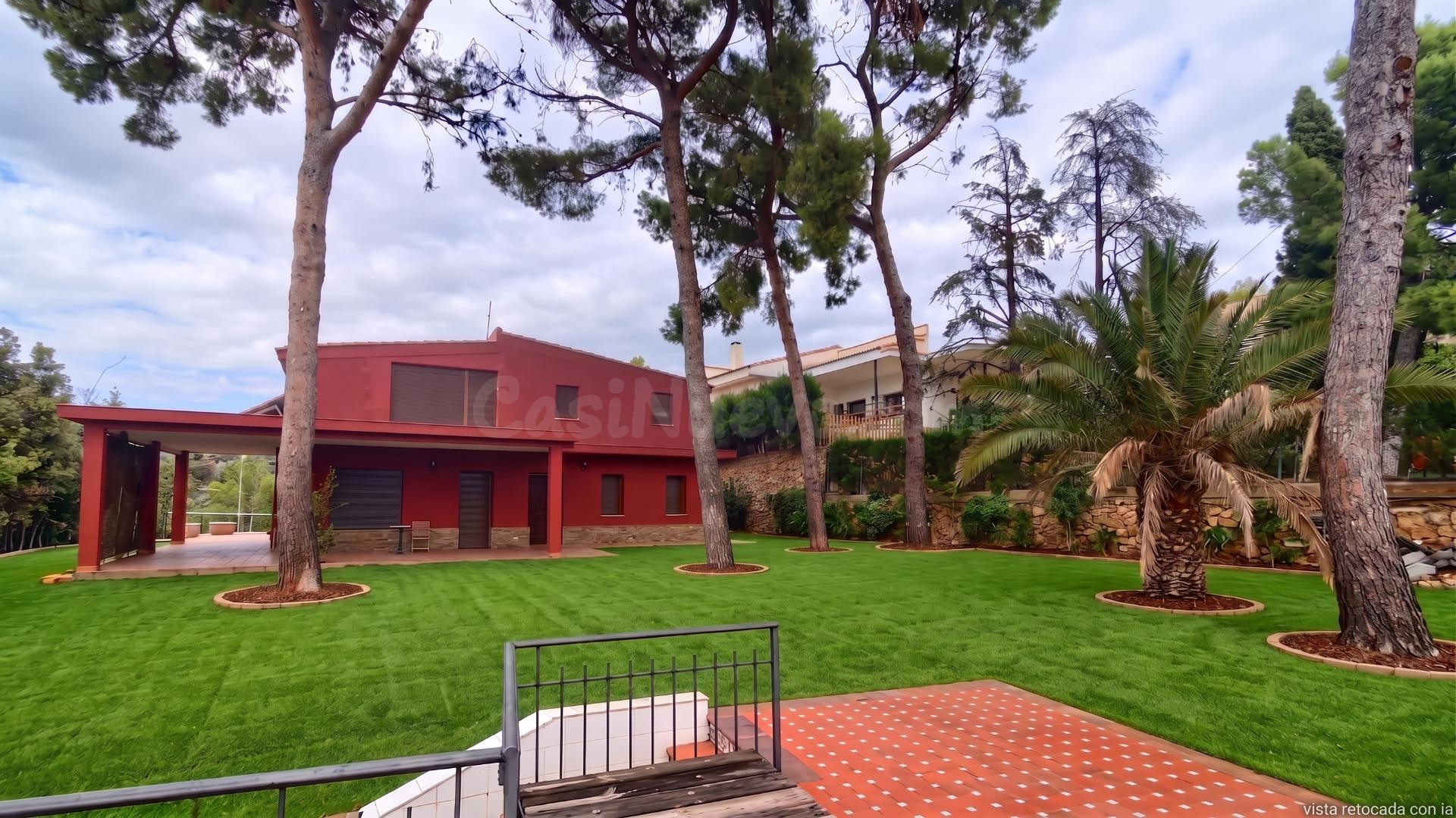 CHALET EN NAQUERA