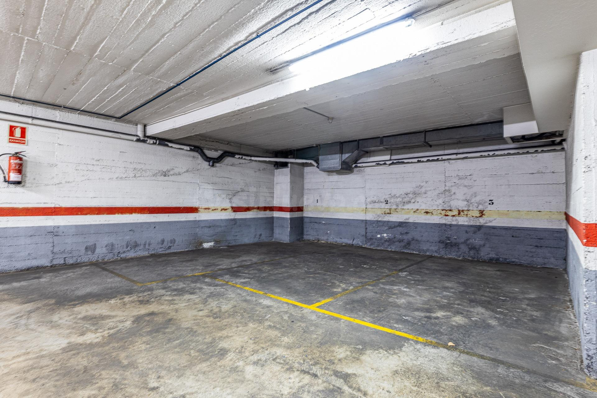 Parkings en venta junto a Paseo Mallorca - foto 4