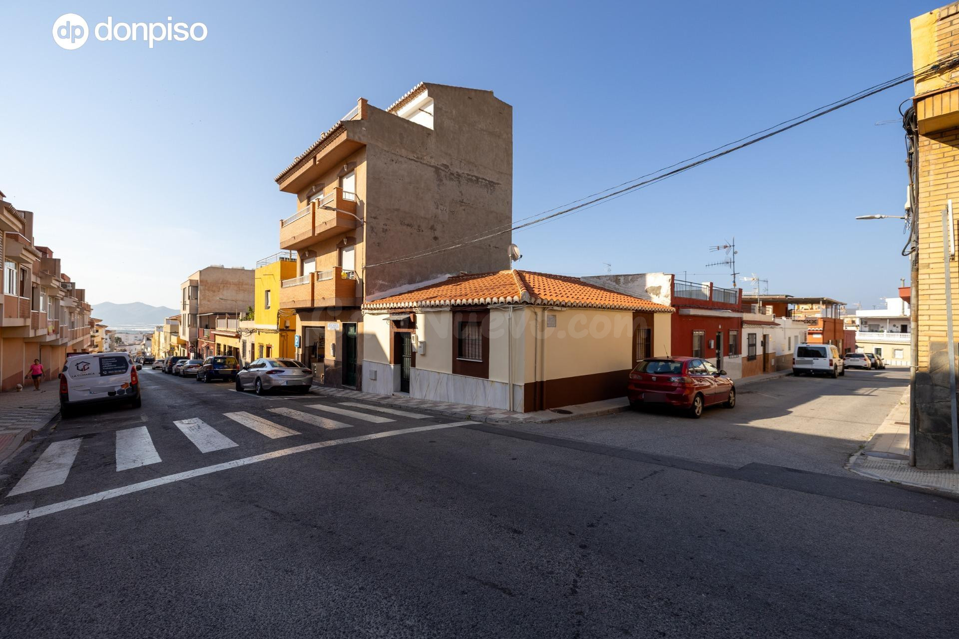 Casa independiente en Motril de dos dormitorios