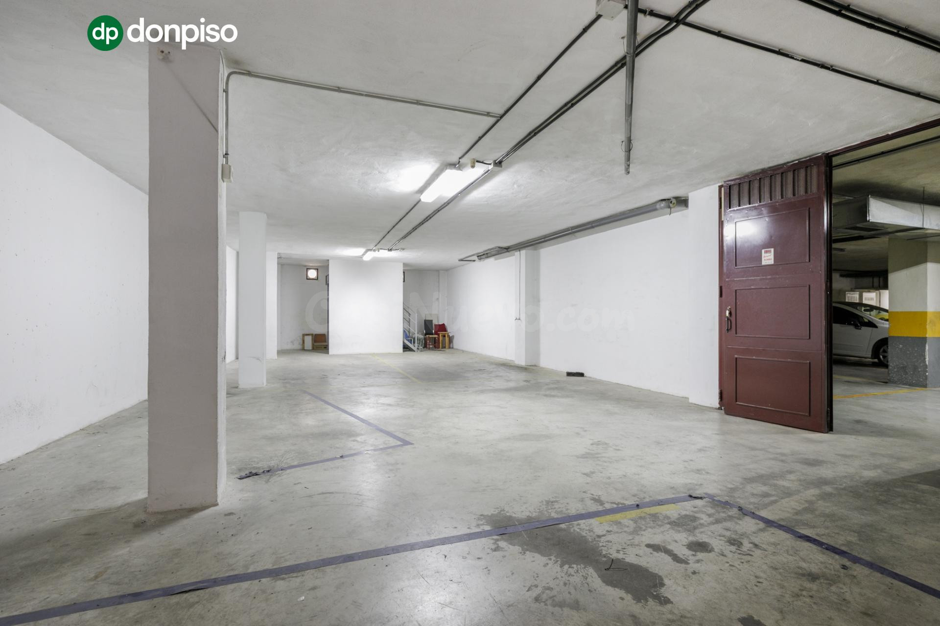 Garaje en Albolote de 158 metros útiles!