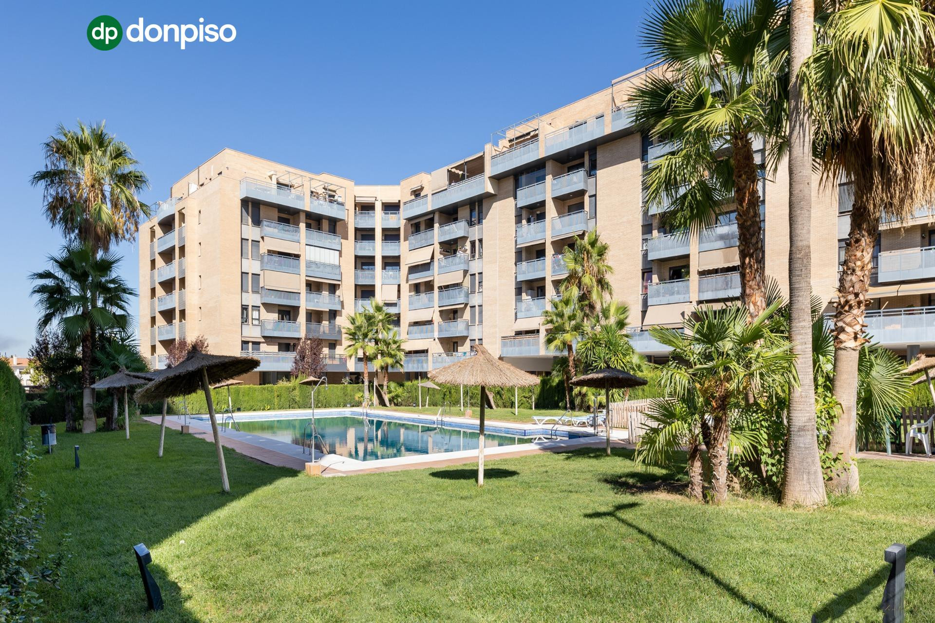 ¡Espectacular Ático Reformado con Gran Terraza, Vistas Despe - foto 3