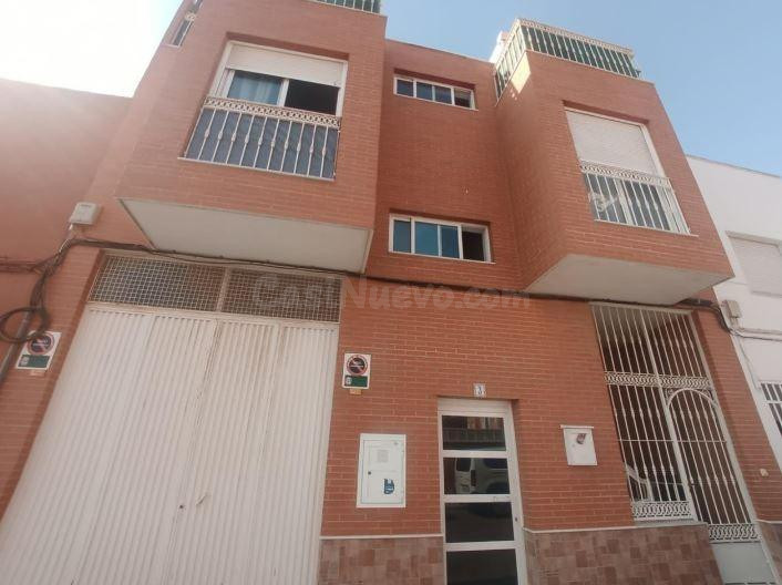 SE VENDE otro OKUPA en C Viñicas  de Almería