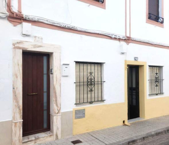 SE VENDE piso OKUPA en C Luis Zambrano 29 de Olivenza - foto 3