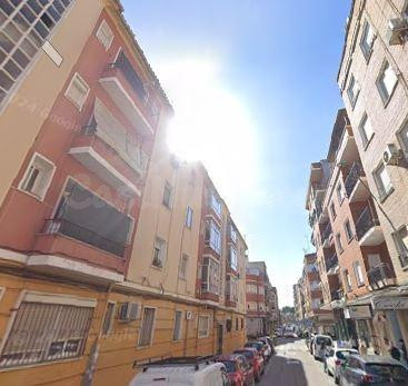SE VENDE piso OKUPA en C Juan Ruiz Luna  de Talavera de la R - foto 3