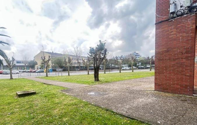 SE VENDE piso OKUPA en C Alameda 6 de Santoña - foto 3