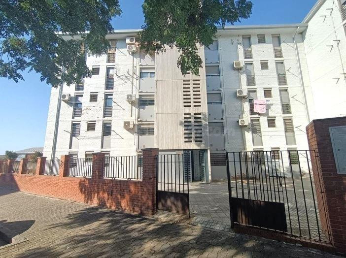 SE VENDE piso OKUPA en C Motril de Córdoba - foto 4