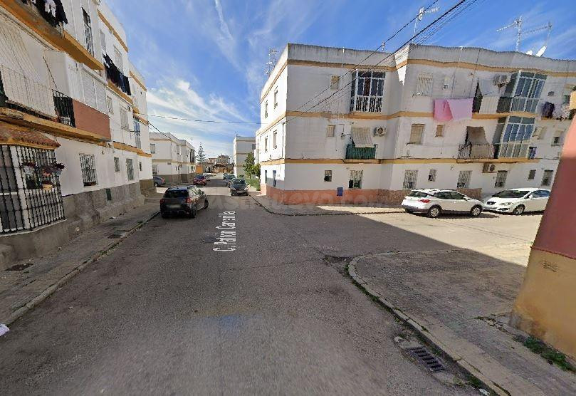 SE VENDE piso OKUPA en C Patron Carrerilla 9 de Sanlúcar de - foto 2