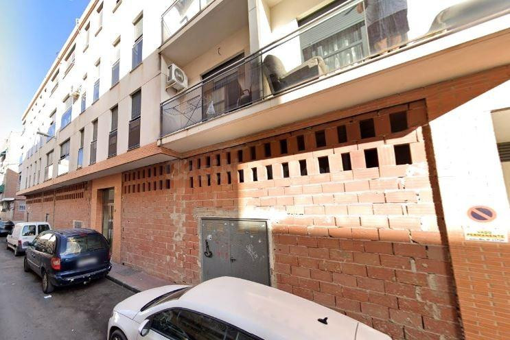 SE VENDE piso OKUPA en C Del Sol  de Murcia