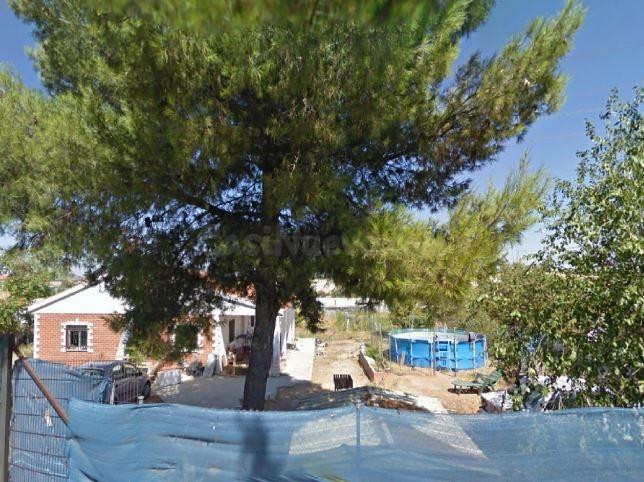 SE VENDE casa  OKUPA en C Murillo 17 de Yeles - foto 2
