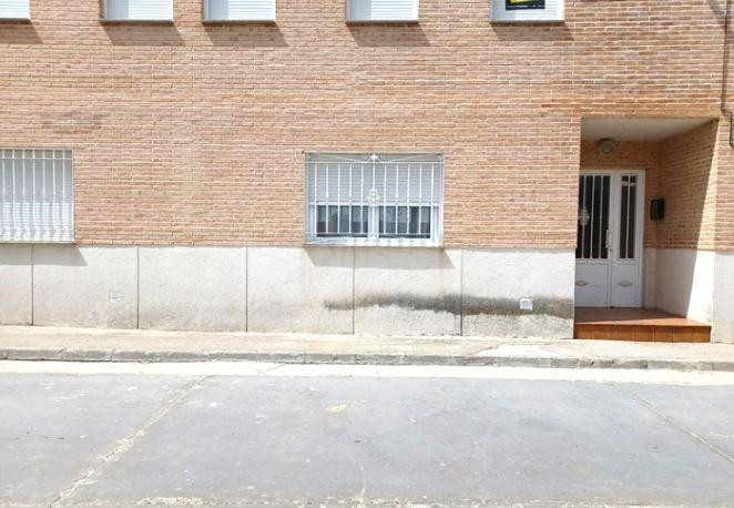 SE VENDE piso OKUPA en C Egido 2 de Ajofrín - foto 2