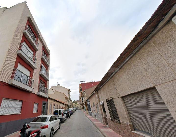 SE VENDE piso OKUPA en C Pi Antonio Hnez Carpe 19 de Murcia