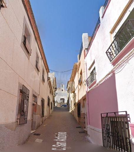 SE VENDE casa adosada OKUPA en C San Antonio 16 de Albox - foto 3