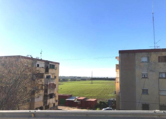 SE VENDE piso OKUPA en C Pelay Correa De 104 de Alcalá de G - foto 2