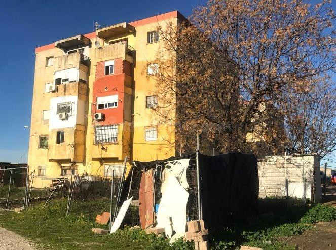 SE VENDE piso OKUPA en C Pelay Correa De 104 de Alcalá de G - foto 3