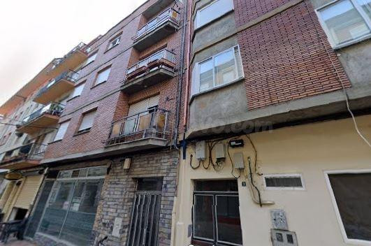 SE VENDE local comercial OKUPA en C Matachana 7 de Ponferrad - foto 4