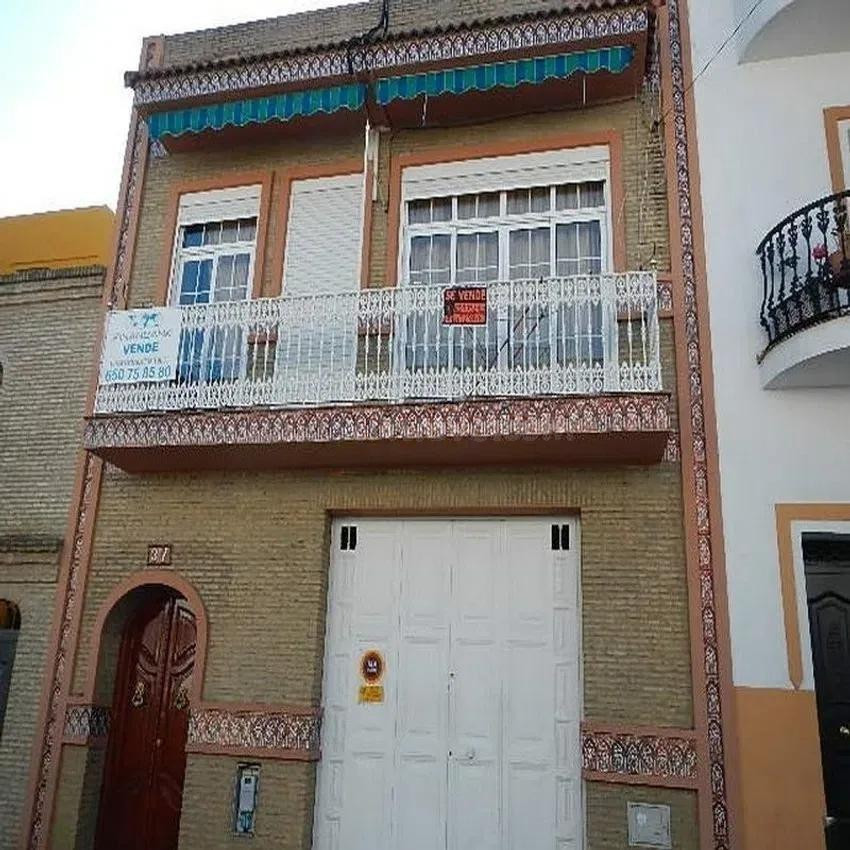 SE VENDE casa OKUPA en C ALICANTE 37 de Mairena del Aljarafe