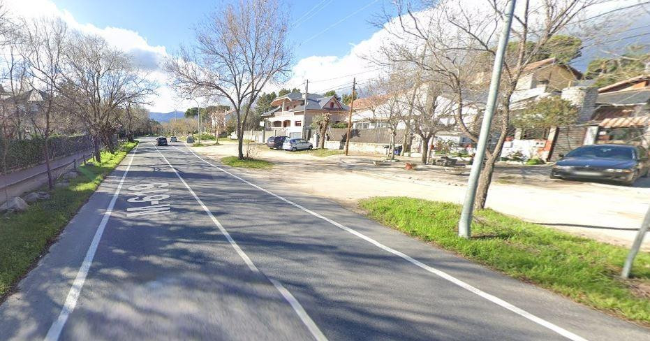 SE VENDE casa OKUPA en C Del Guadarrama 18 de Alpedrete - foto 2
