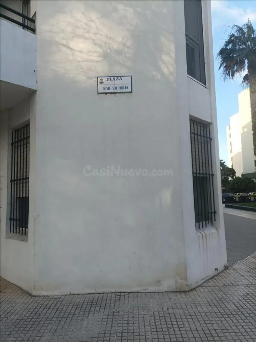 SE VENDE piso OKUPADO en Plaza Nao Victoria Nº 2 San Fernand - foto 3