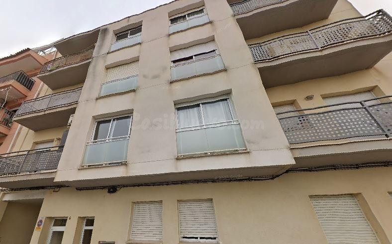 SE VENDE piso OKUPADO en C SALVADOR PALAU RABASSO, Nº 6 Vend