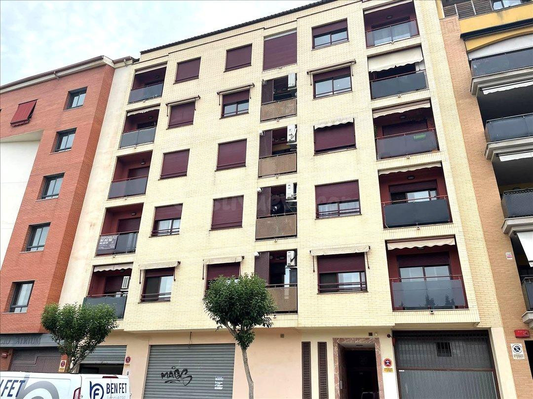 SE VENDE piso OKUPADO en Av Rei Jaume I 28 de Catarroja (Val