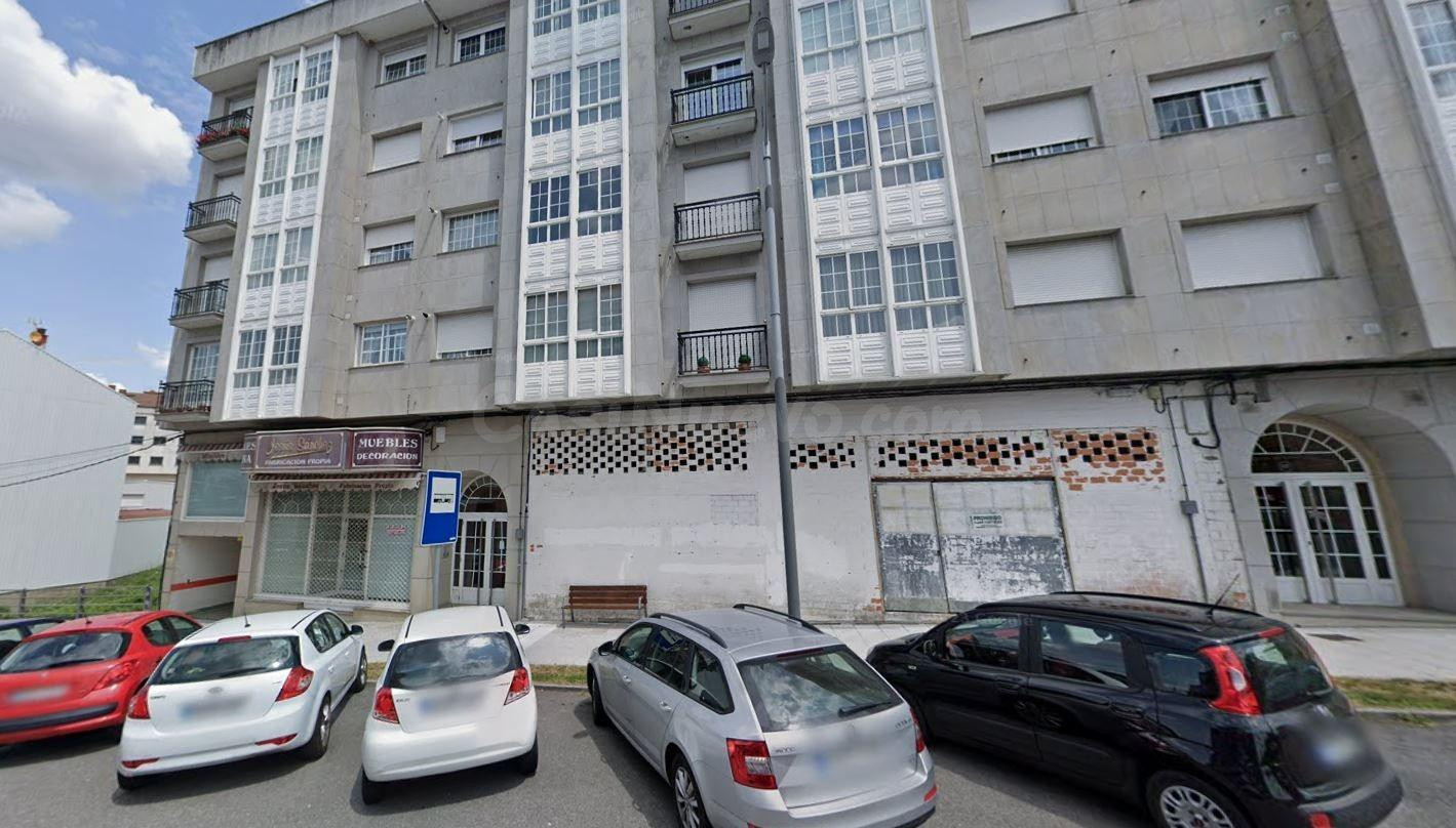 SE VENDE piso OKUPA en C Do Trasdeza 45 de Silleda - foto 2