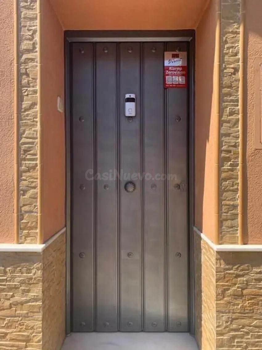 SE VENDE casa OKUPADA en C Lucano - Via Augusta 31 de Écija  - foto 2