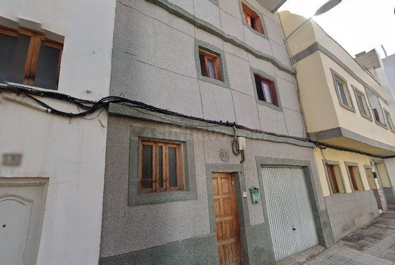 SE VENDE casa OKUPA en C Invierno 85 de Palmas de Gran Cana - foto 2