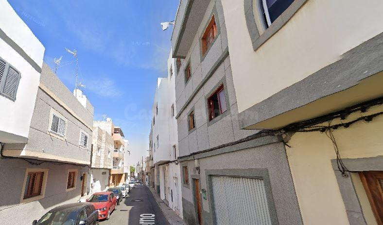 SE VENDE casa OKUPA en C Invierno 85 de Palmas de Gran Cana - foto 3