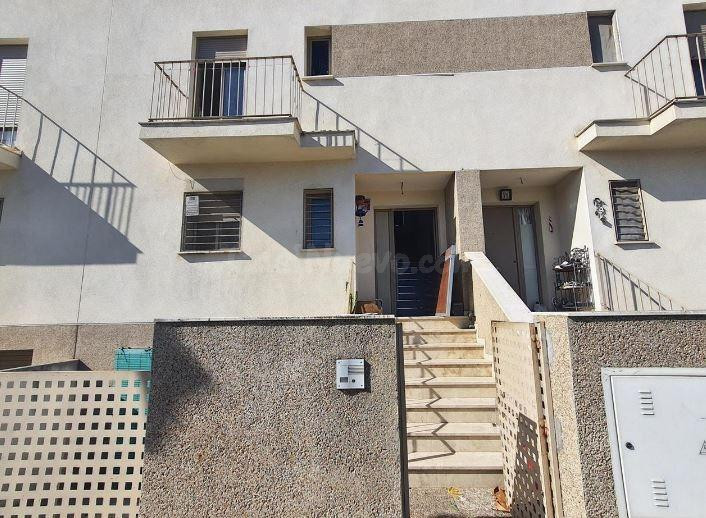 SE VENDE casa adosada OKUPA en C Huelva 7 de Palma del Conda - foto 3