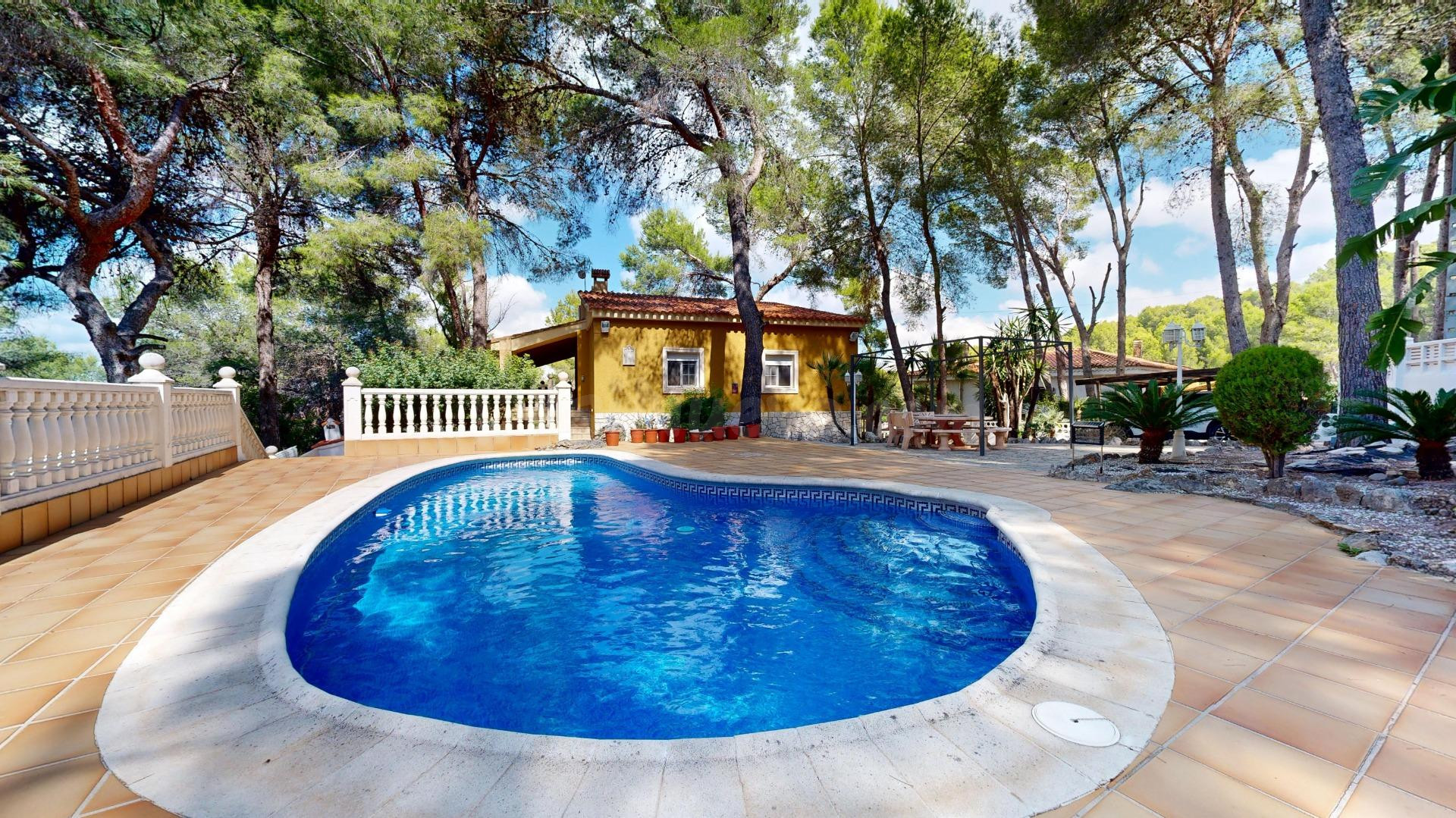 CHALET INDEPENDIENTE EN SANT BERNAT (ALZIRA) | PRIVACIDAD, ESPACIO Y VISTAS AL MAR