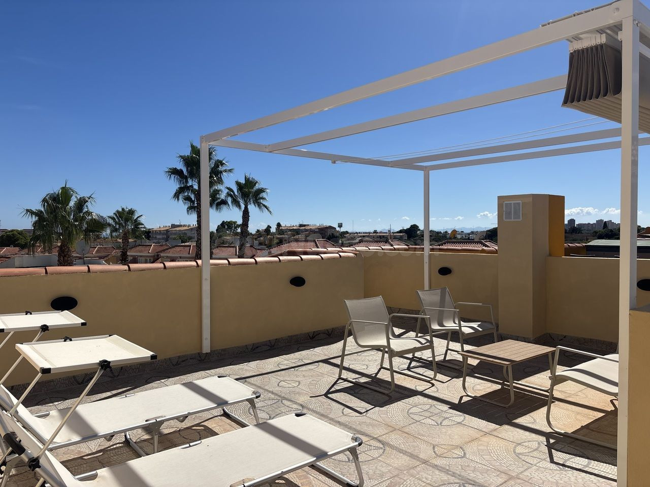 APARTAMENTO DE 2 DORMITORIOS 1 BAÑO EN LA REGIA 8 ORIHUELA COSTA