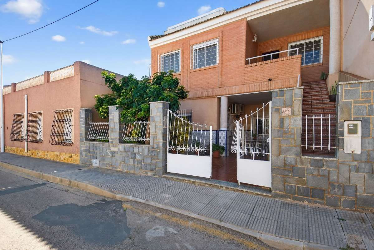 Villa 5 habitaciones 256m² en venta - LA PUNTICA