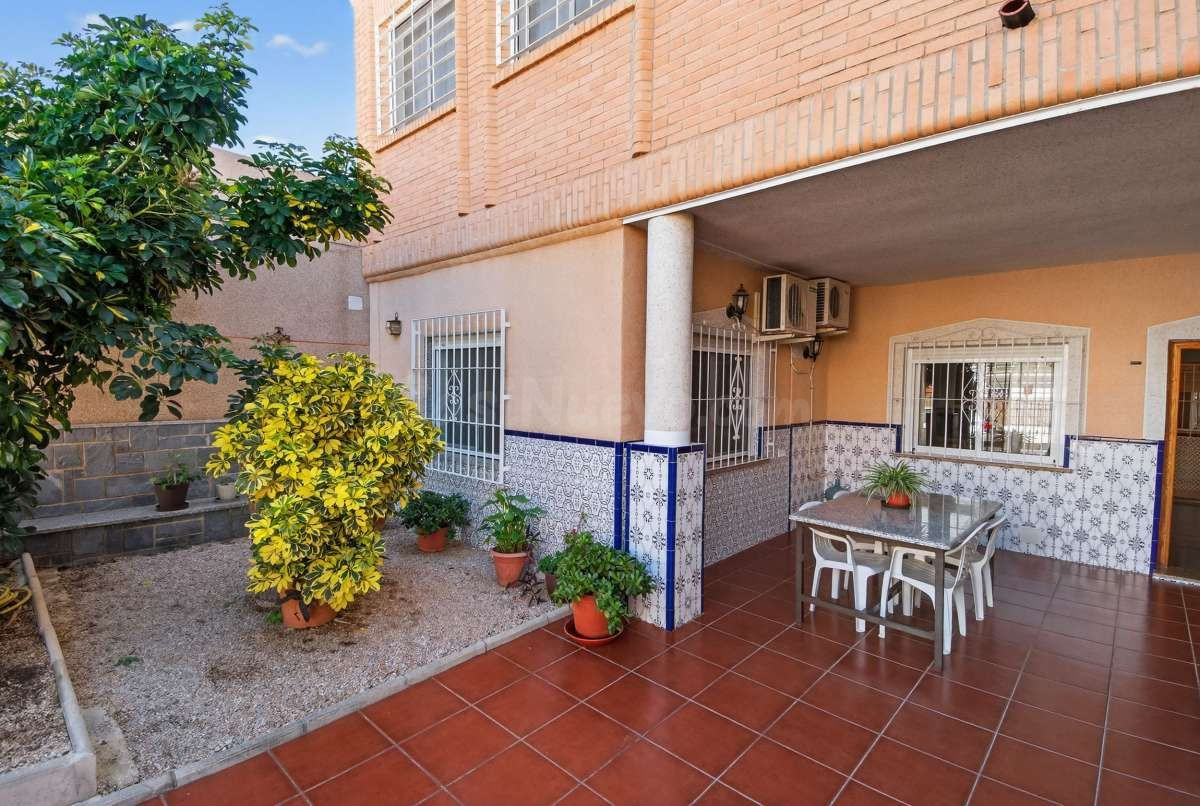 Villa 5 habitaciones 256m² en venta - LA PUNTICA - foto 2