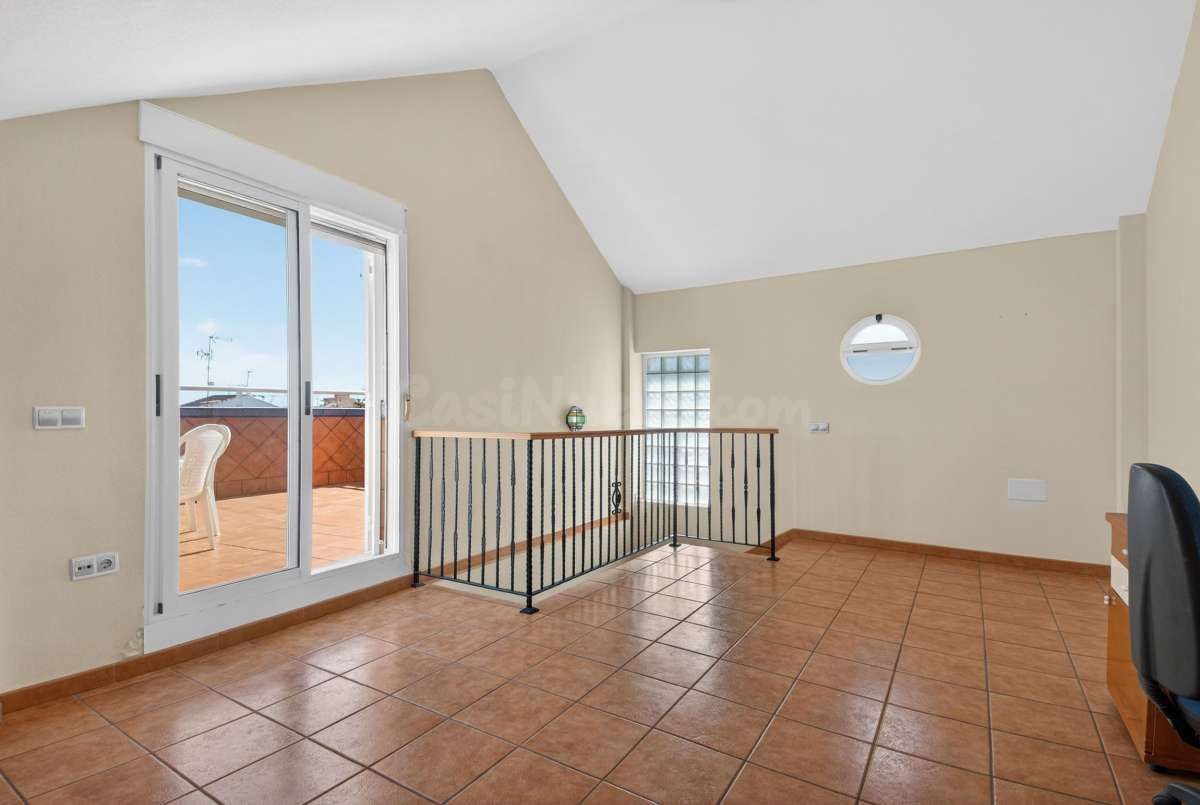 Villa 5 habitaciones 256m² en venta - LA PUNTICA - foto 3