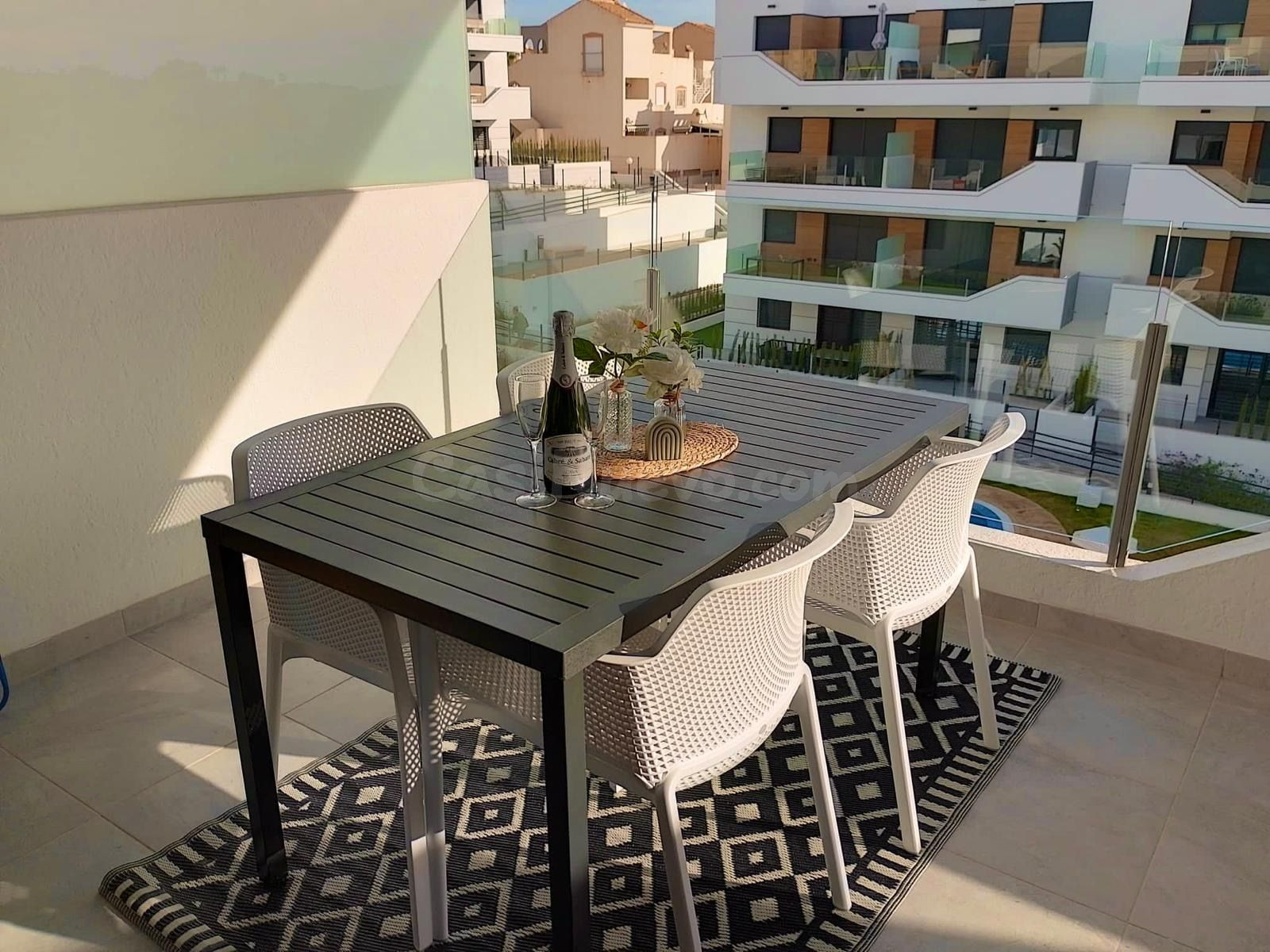 Apartamento 2 habitaciones 77m² en venta - Villamartín-Las Filipinas