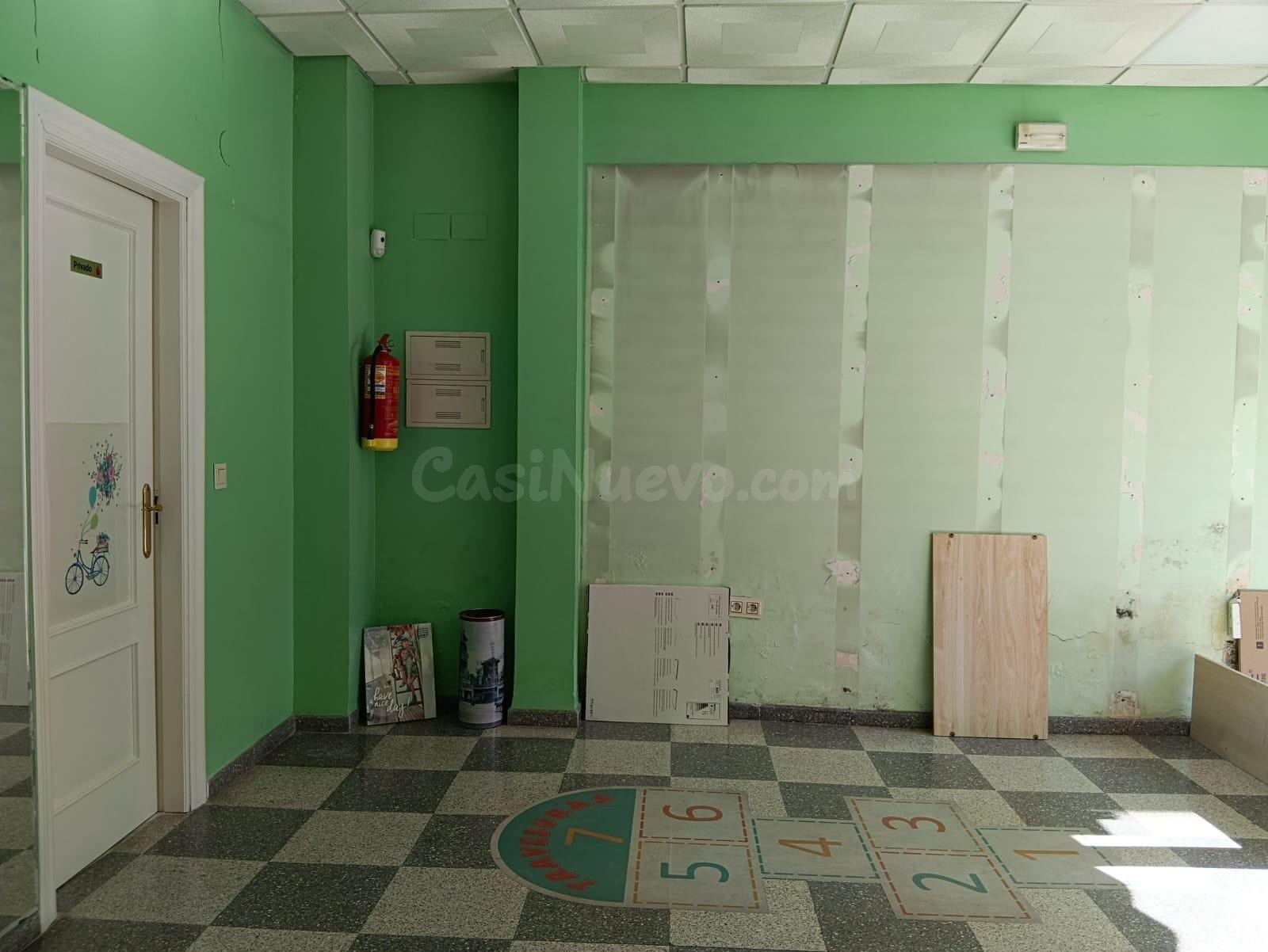 Local comercial en Maracena - foto 3