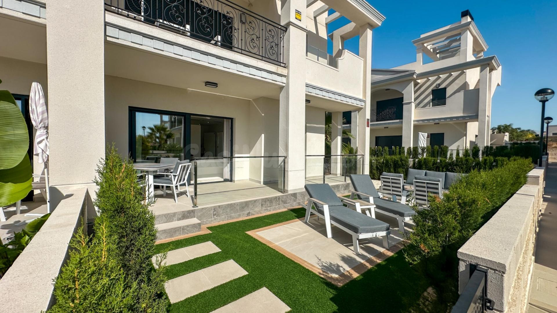 Bungalow 2 habitaciones 79m² en venta - Centro de la Ciudad Quesada