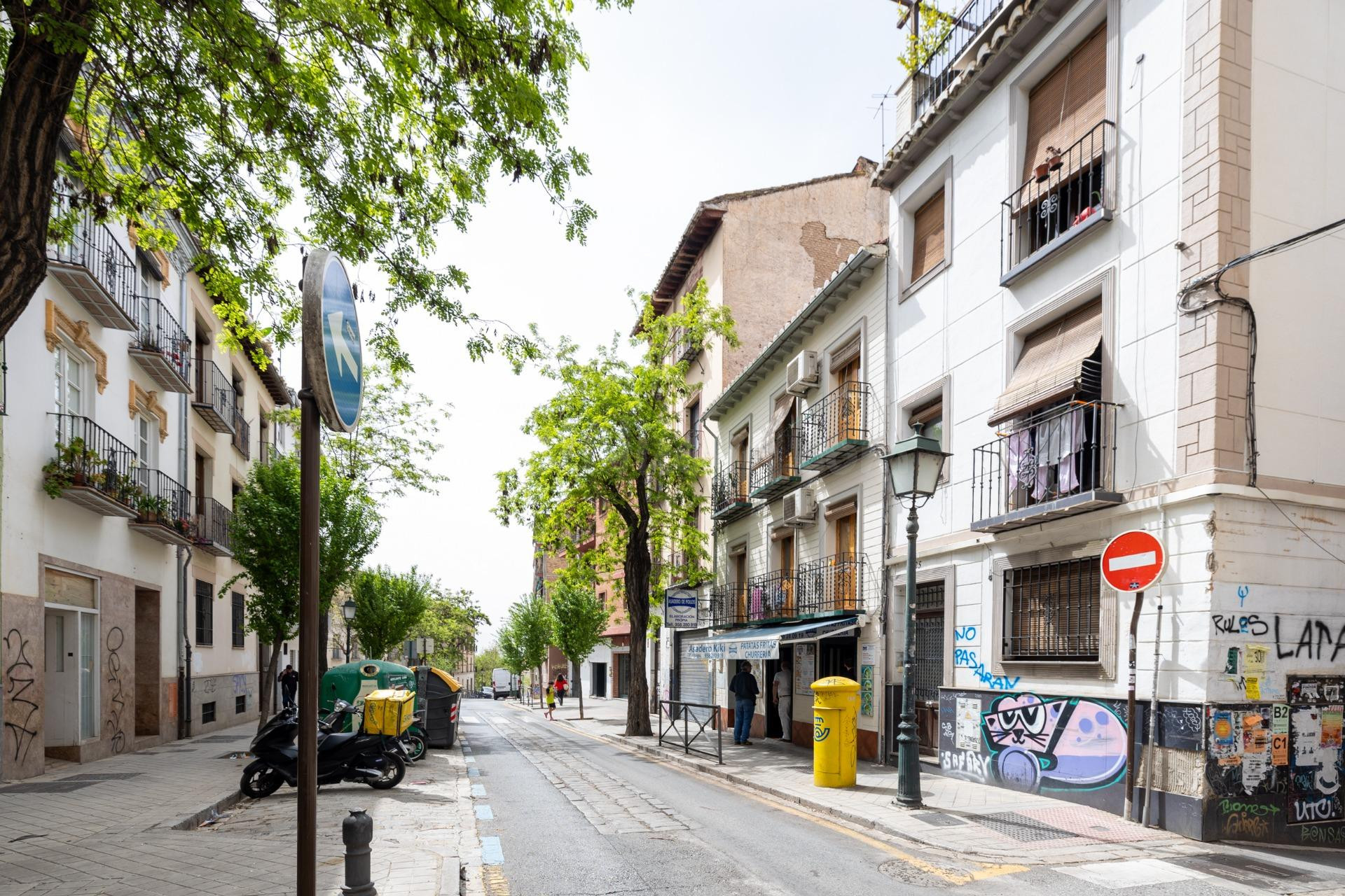 AMPLIO SEGUNDO PISO DE 140,24 m2 PARA REFORMAR EN GRANADA