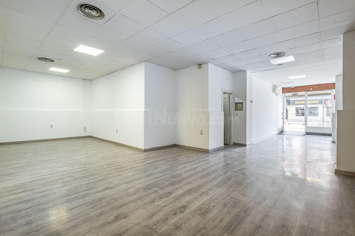 LOCAL COMERCIAL EN VENTA EN LA MEJOR ZONA DE PASO DE MARACEN - foto 2