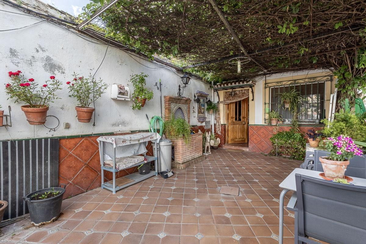 PRECIOSA CASA CON VISTAS A LA ALHAMBRA - foto 4