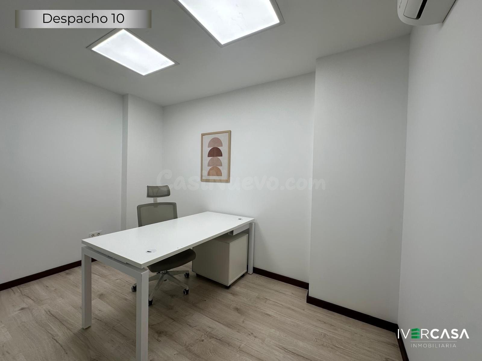 DESPACHO EN ALQUILER PROFESIONAL EN CENTRO DE NEGOCIOS – ÁNGEL GANIVET, GRANADA