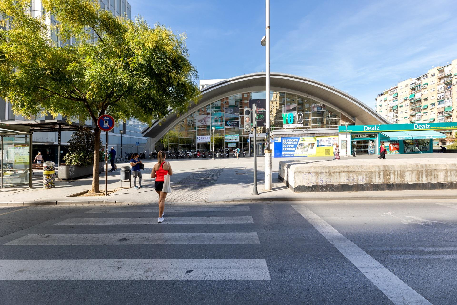 ¡Tu nueva inversión te espera en Camino de Ronda! ✨ EXTERIOR - foto 4