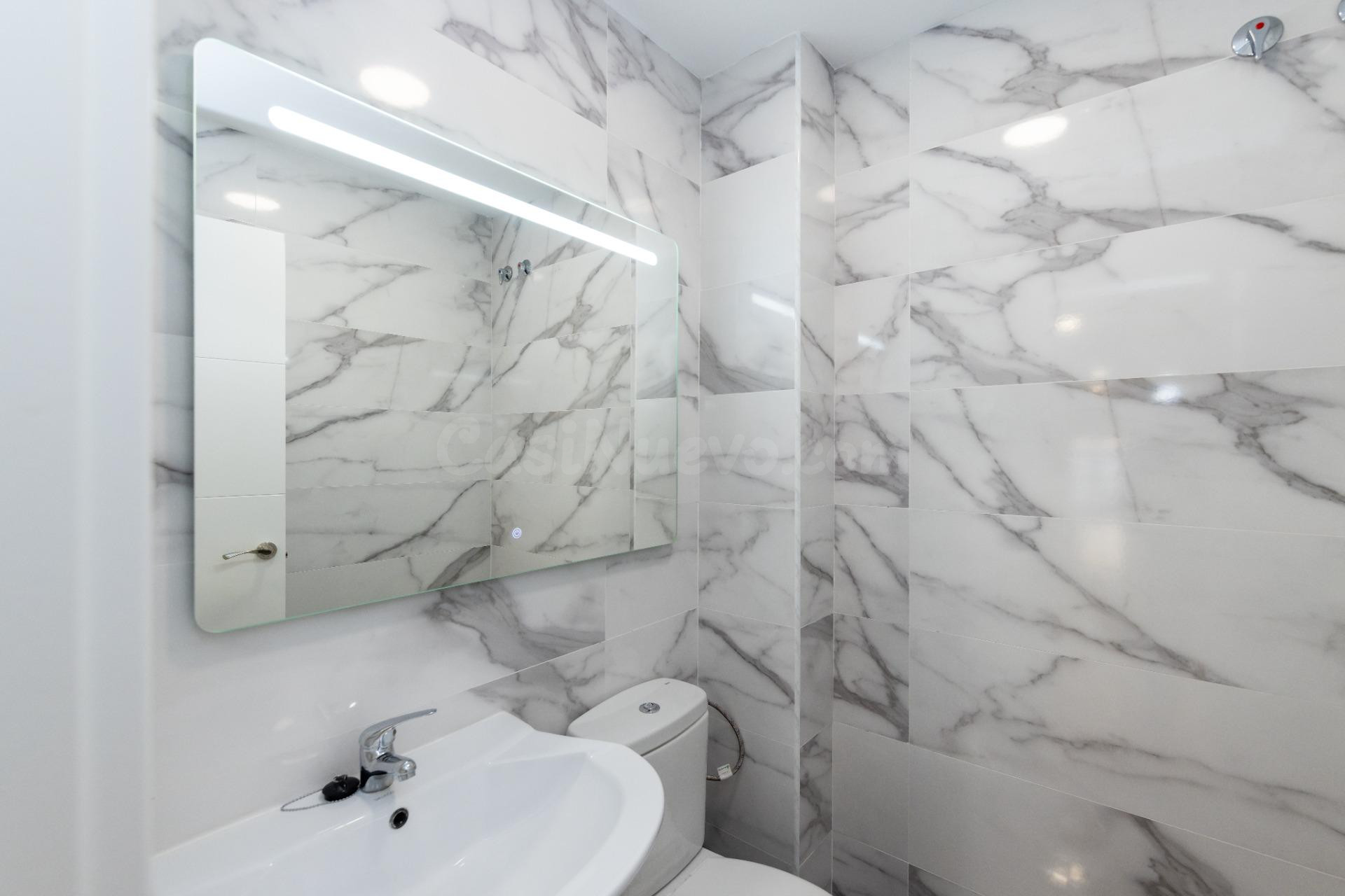 Espectacular Piso Reformado de 4 Dormitorios con Garaje en e - foto 4