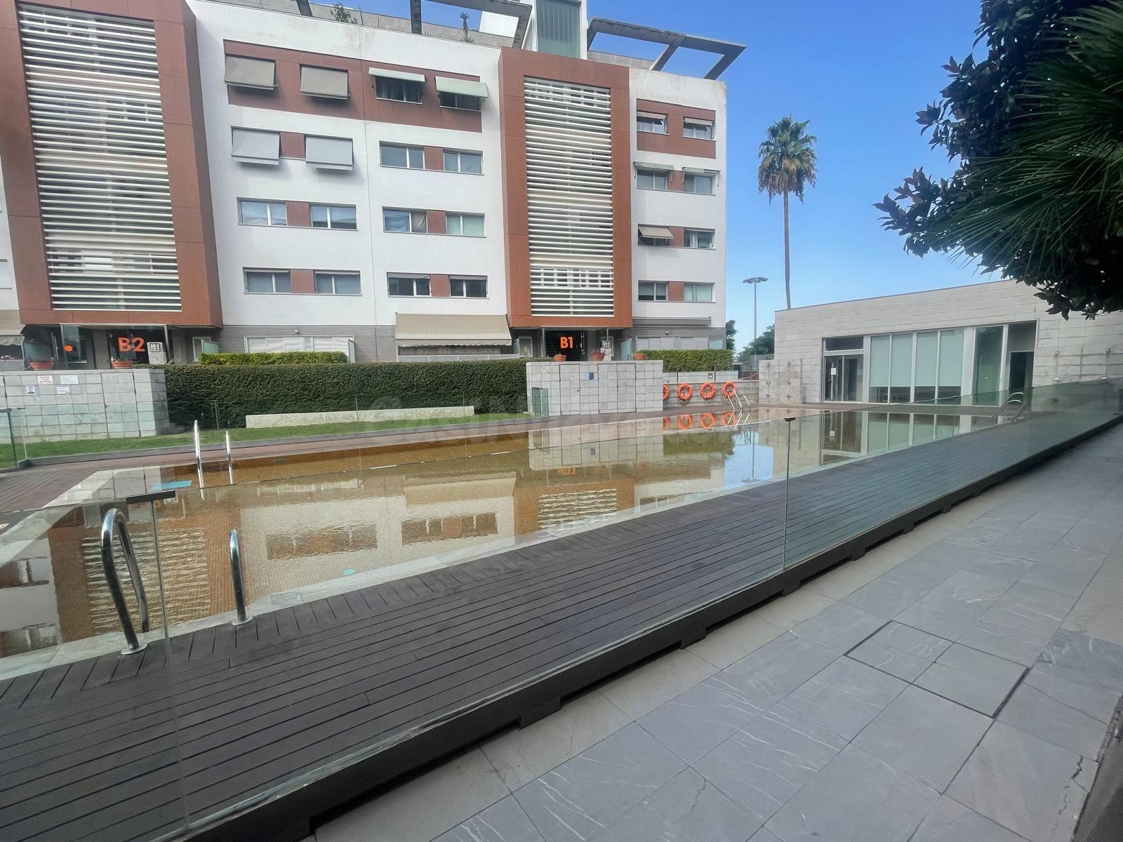 ALQUILER PISO DE 2 DORMITORIOS CON GARAJE EN CAMPUS DE LA SA - foto 3