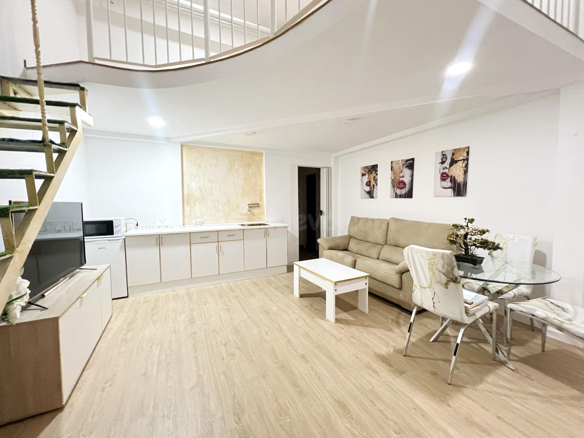 ✨ Exclusivo dúplex tipo loft junto a la Plaza de las Tendillas – pleno centro de Córdoba ✨