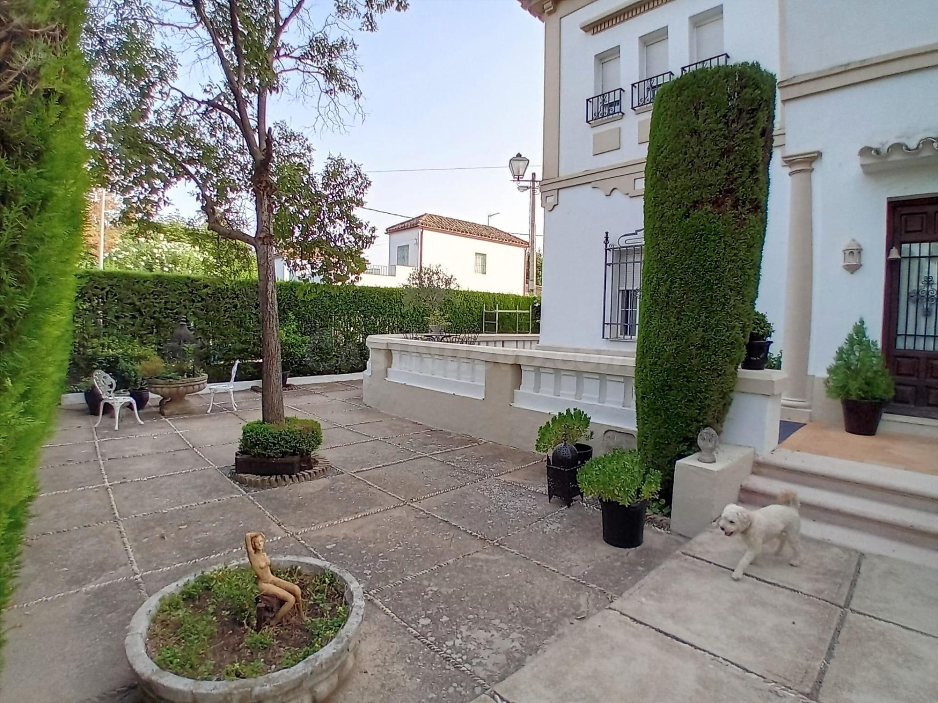 Chalet en Avenida del Brillante !!!