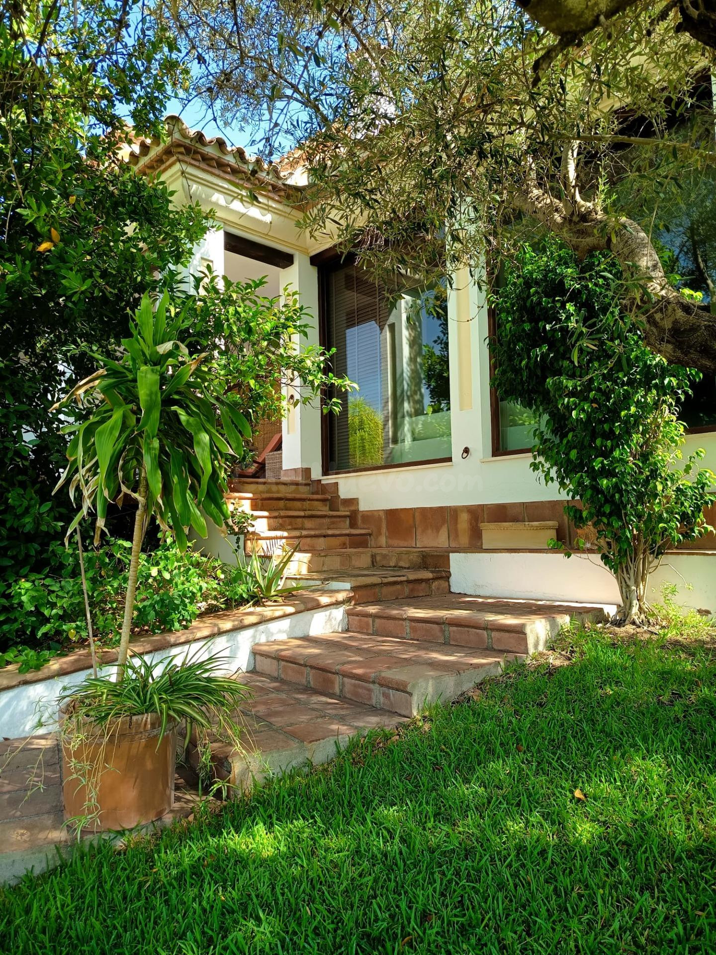 MARAVILLOSO CHALET CON VISTAS
