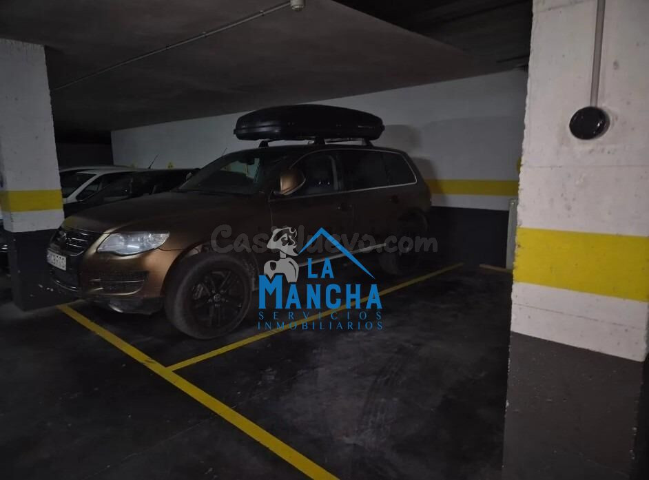 *19.500€* INMOBILIARIA LA MANCHA VENDE PLAZA DE GARAJE EN IM - foto 2